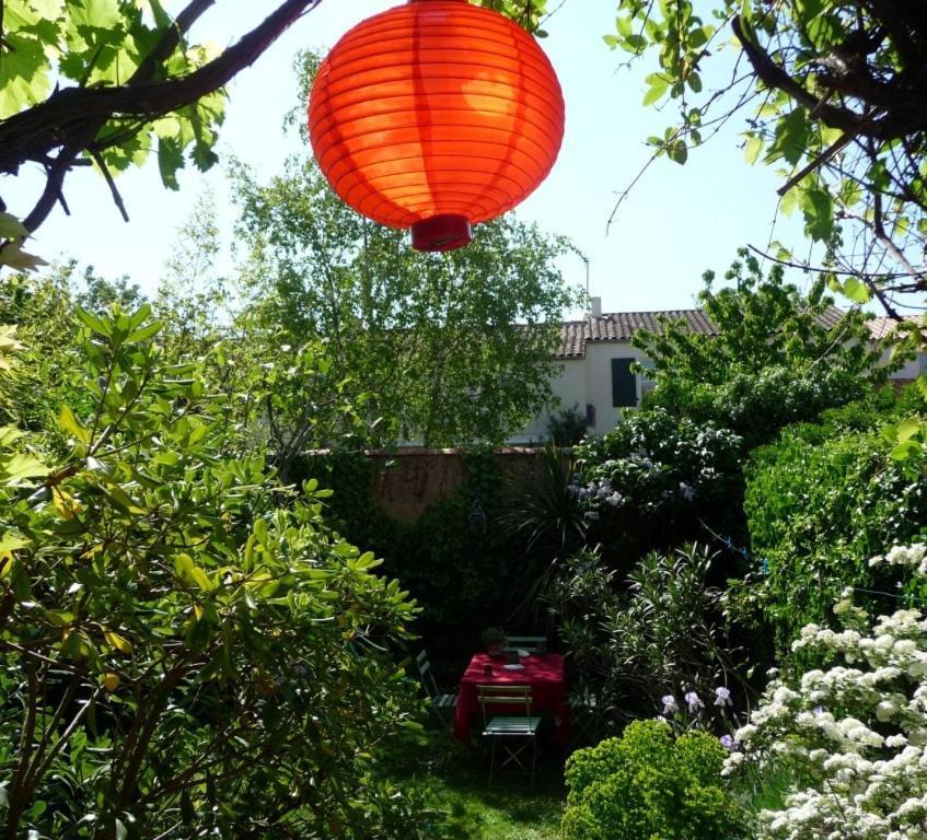Tres Jolie Maison D'artiste,jardin,proche * La Rochelle (Charente-Maritime)
